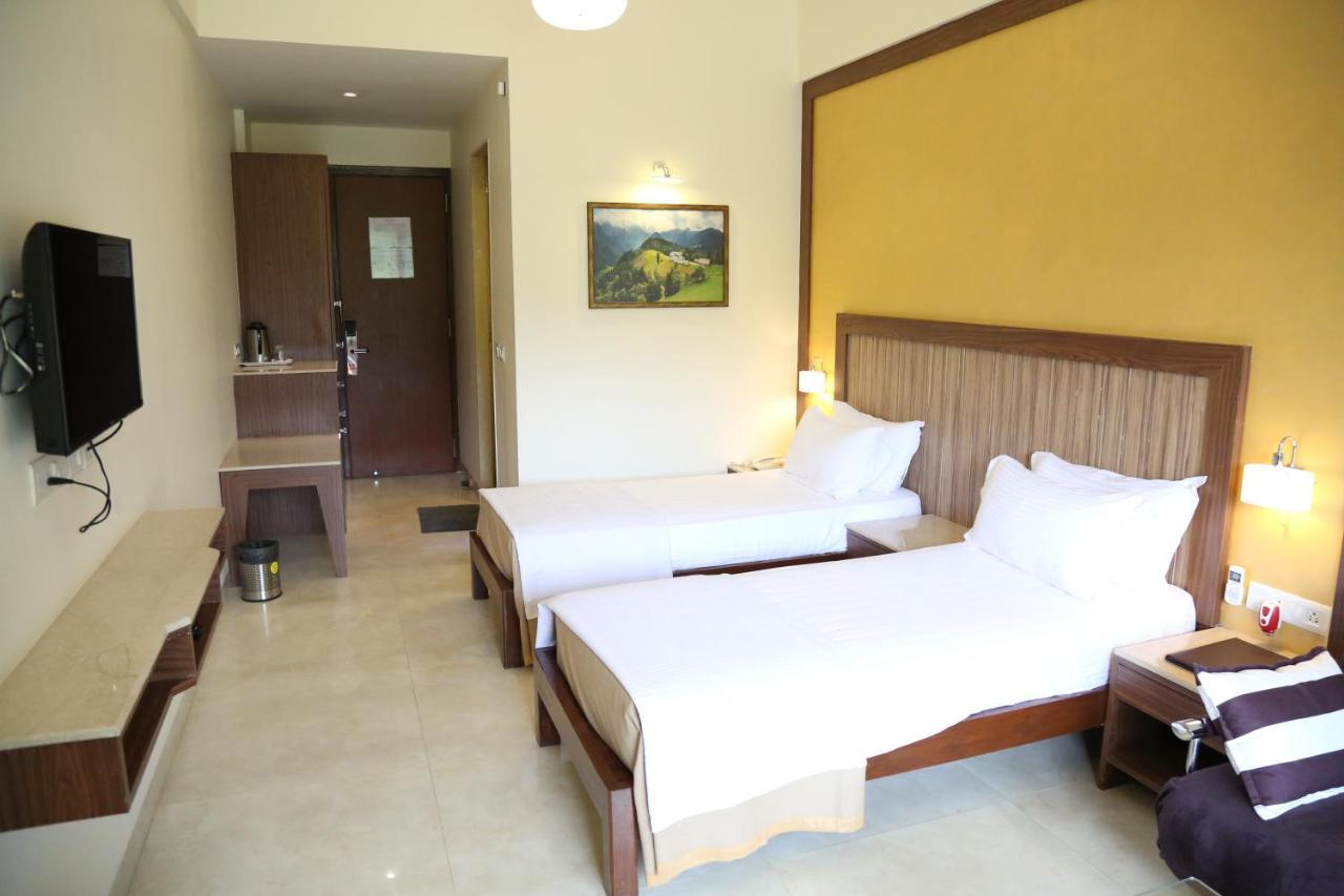 Vits Lonavala Otel Dış mekan fotoğraf