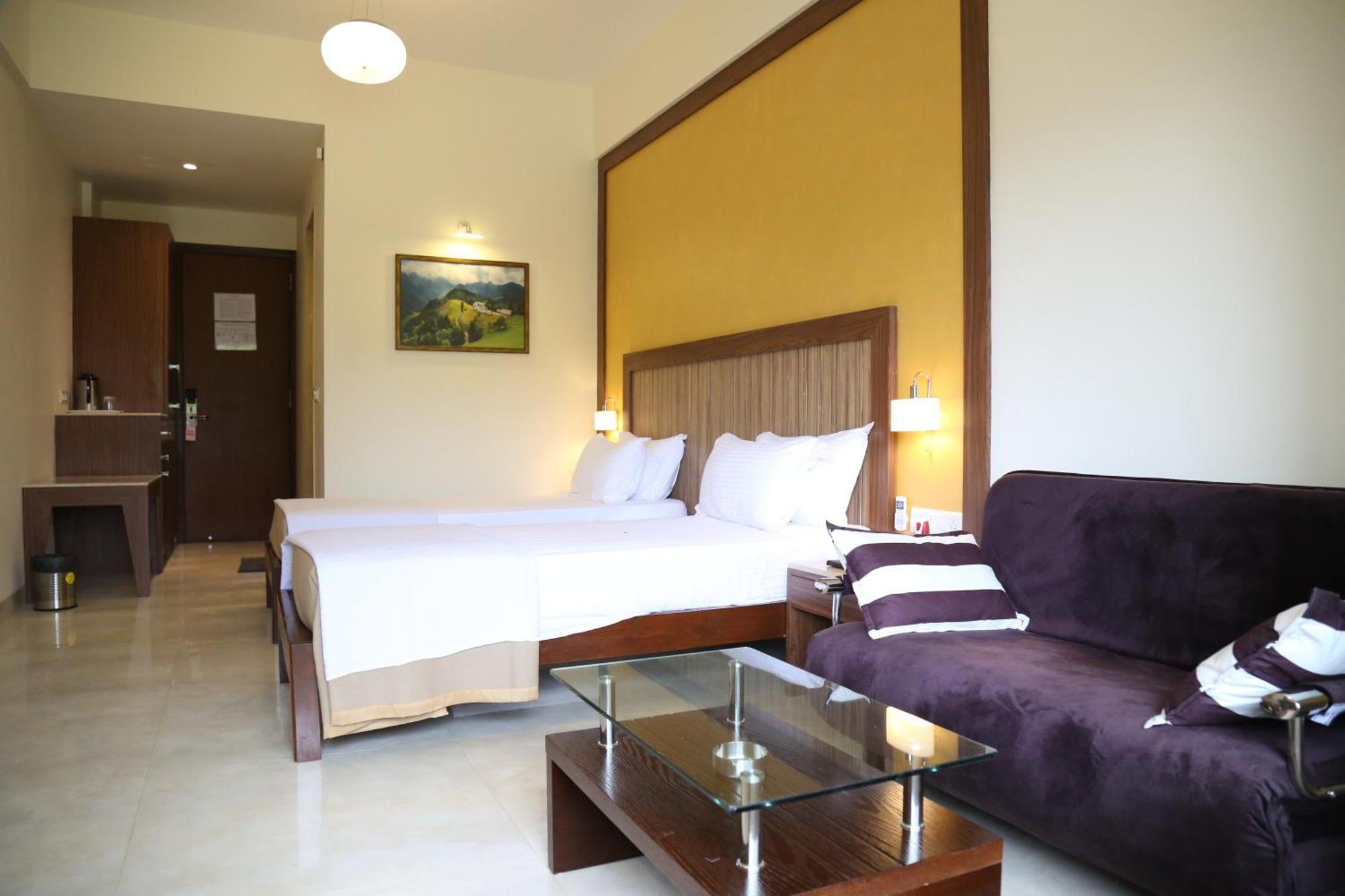 Vits Lonavala Otel Dış mekan fotoğraf
