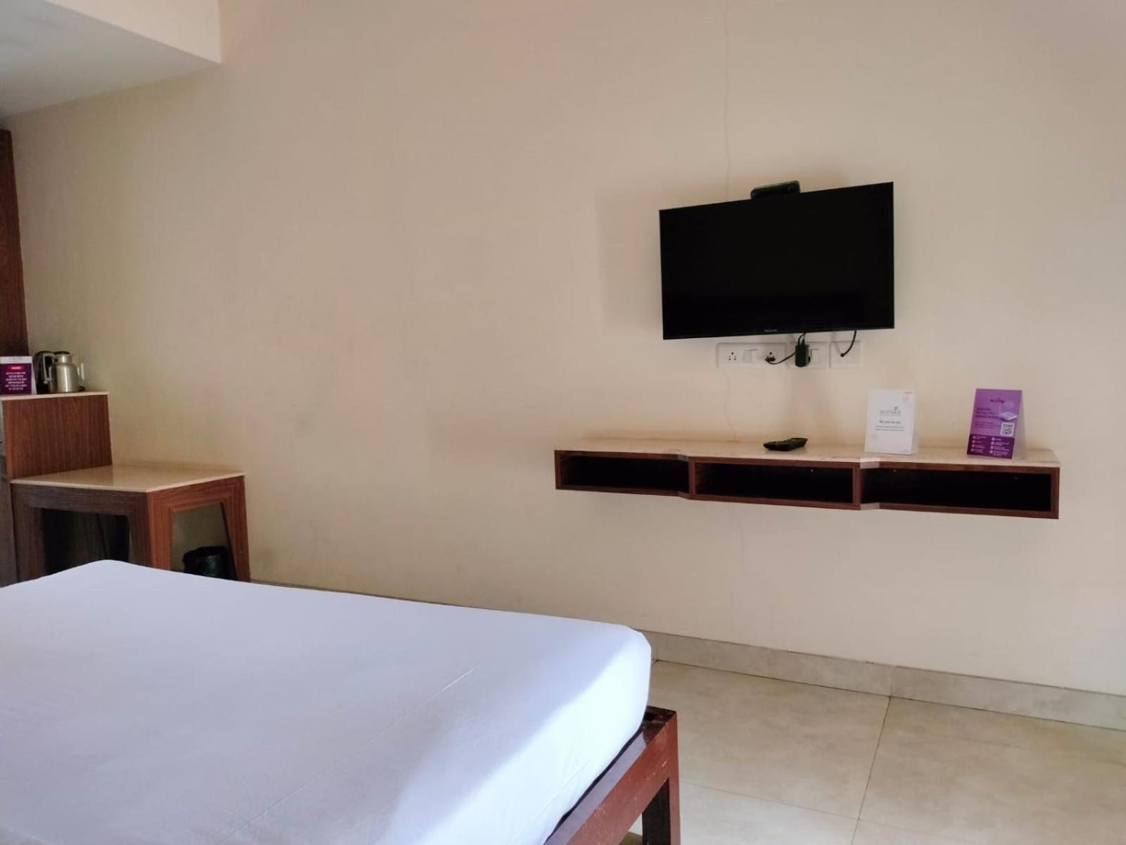 Vits Lonavala Otel Dış mekan fotoğraf