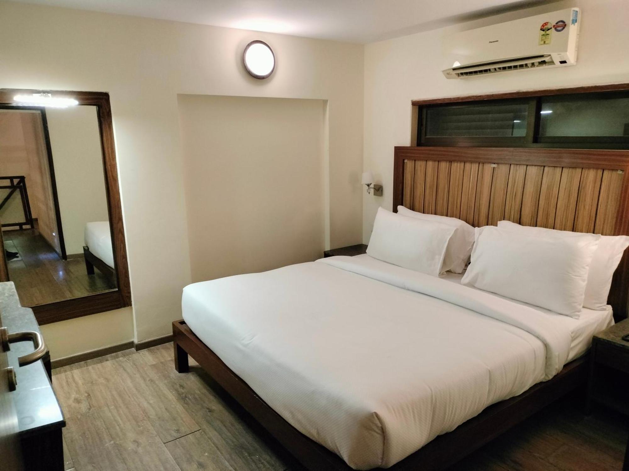 Vits Lonavala Otel Dış mekan fotoğraf